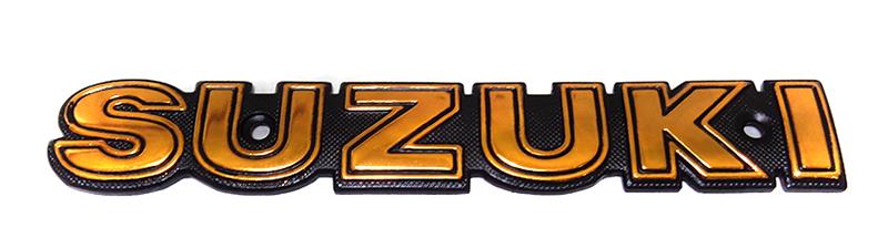 EMBLEMAT ZBIORNIKA SUZUKI GN 125 EMBLEMAT ZBIORNIKA SUZUKI GN 125